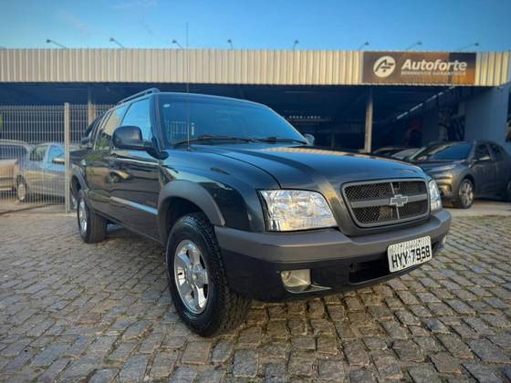 CHEVROLET S10 2.4 ADVANTAGE 4X2 CD 8V FLEX 4P MANUAL CHEVROLET S10 2.4 ADVANTAGE 4X2 CD 8V FLEX 4P MANUAL